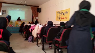 برگزاری گفتمان های دینی در سطح مدارس شهرستان بیجار به مناسبت میلاد پیامبر مهر و رحمت